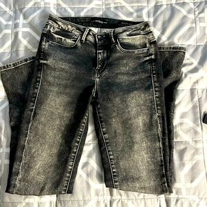 GUESS JEGGING MID Ultra Skinny size 27